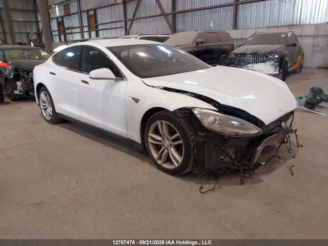 Tesla Model S 70d/85d/p85d 2015 5YJSA1E28FF107944 zdjęcie główne