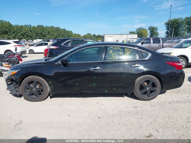 Продажа на аукционе авто 2018 Nissan Altima, vin: 1N4AL3AP5JC155187, номер лота: 12707483