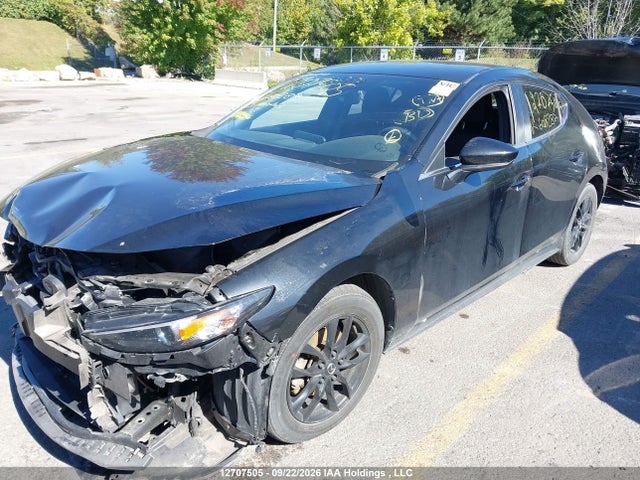12707505 :رقم المزاد ، JM1BPAK77P1608283 vin ، 2023 Mazda Mazda3 Gx مزاد بيع