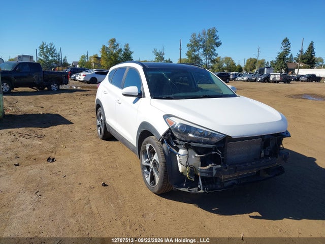 2016 KM8J3CA25GU031496 главное изображение