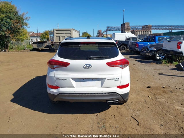 Hyundai Tucson 2016 KM8J3CA25GU031496 Image 17