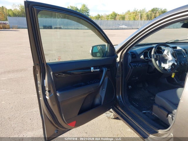 12707516 :رقم المزاد ، 5XYKT3A62DG342361 vin ، 2013 Kia Sorento Lx مزاد بيع