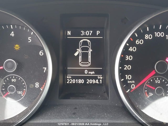 2011 Volkswagen Golf 2.5l Comfortline/2.5l Highline/2.5l Sportline/2.5l Trendline მანქანა იყიდება აუქციონზე, vin: WVWDA7AJ6BW165243, აუქციონის ნომერი: 12707531