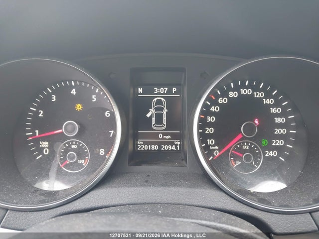 2011 Volkswagen Golf 2.5l Comfortline/2.5l Highline/2.5l Sportline/2.5l Trendline მანქანა იყიდება აუქციონზე, vin: WVWDA7AJ6BW165243, აუქციონის ნომერი: 12707531