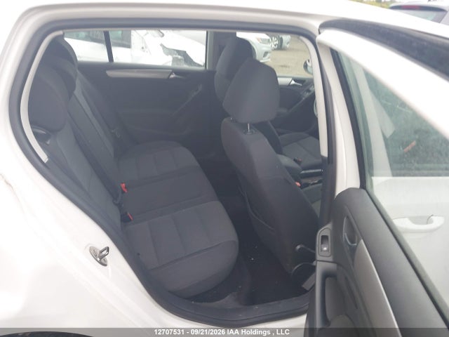 2011 Volkswagen Golf 2.5l Comfortline/2.5l Highline/2.5l Sportline/2.5l Trendline მანქანა იყიდება აუქციონზე, vin: WVWDA7AJ6BW165243, აუქციონის ნომერი: 12707531