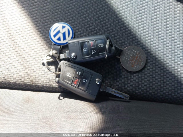 12707547 :رقم المزاد ، 3VWC57BUXKM050117 vin ، 2019 Volkswagen Jetta 1.4 Tsi Comfortline مزاد بيع