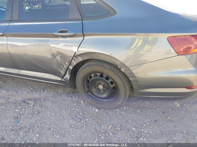 12707547 :رقم المزاد ، 3VWC57BUXKM050117 vin ، 2019 Volkswagen Jetta 1.4 Tsi Comfortline مزاد بيع