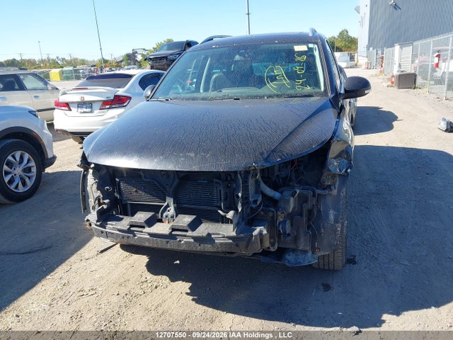 Aukcja sprzedaży 2017 Volkswagen Tiguan Comfortline, vin: WVGMV7AX8HK035016, numer aukcji: 12707550