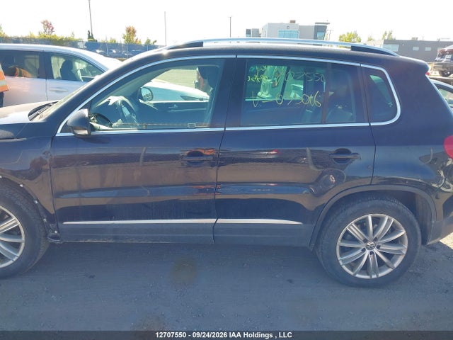 Aukcja sprzedaży 2017 Volkswagen Tiguan Comfortline, vin: WVGMV7AX8HK035016, numer aukcji: 12707550