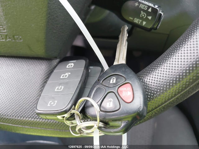 Продажа на аукционе авто 2013 Toyota Matrix, vin: 2T1KU4EE6DC072437, номер лота: 12697625