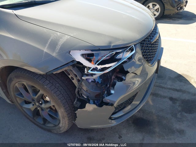 Chrysler Pacifica Limited 2025 2C4RC1GG1SR532759 Image 6