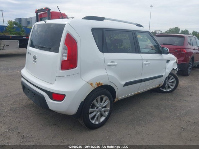 12700226 :رقم المزاد ، KNDJT2A67D7776360 vin ، 2013 Kia Soul 2.0l 2u/2.0l 4u/2.0l 4u Burner/2.0l 4u Luxury/2.0l 4u Retro مزاد بيع