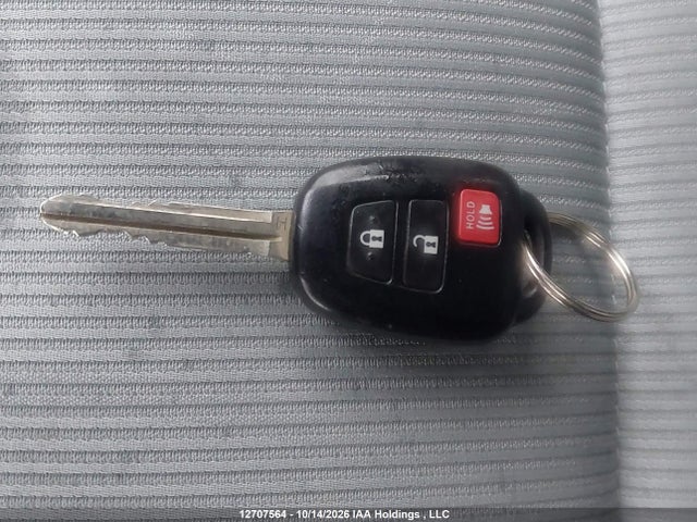 2016 Toyota Prius C Technology მანქანა იყიდება აუქციონზე, vin: JTDKDTB30G1127521, აუქციონის ნომერი: 12707564