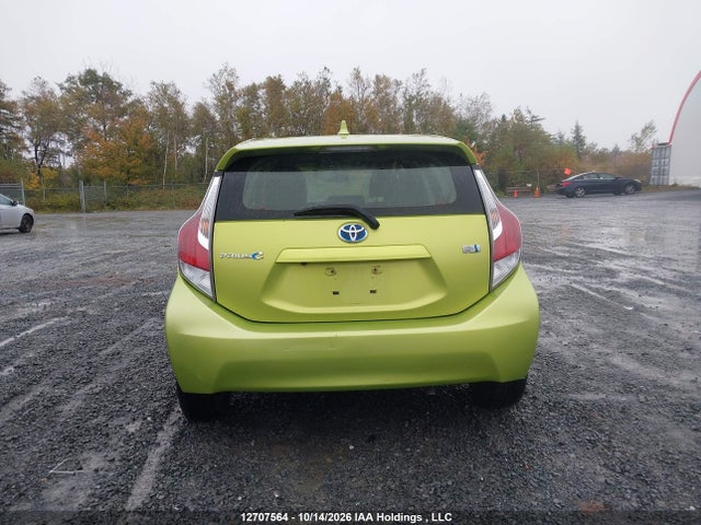 2016 Toyota Prius C Technology მანქანა იყიდება აუქციონზე, vin: JTDKDTB30G1127521, აუქციონის ნომერი: 12707564