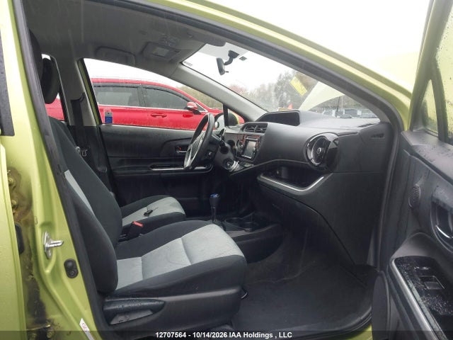 2016 Toyota Prius C Technology მანქანა იყიდება აუქციონზე, vin: JTDKDTB30G1127521, აუქციონის ნომერი: 12707564