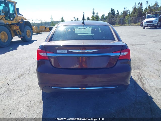 12707570 :رقم المزاد ، 1C3CCBAB8DN654337 vin ، 2013 Chrysler 200 Lx مزاد بيع