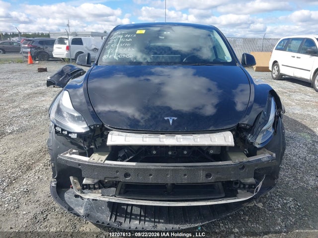 Tesla Model Y Long Range 2024 7SAYGDEE2RF073110 Image 13