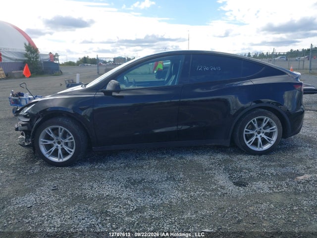 Tesla Model Y Long Range 2024 7SAYGDEE2RF073110 Image 15