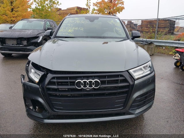 WA1FNAFYXL2056612 Audi Q5 Titanium Prestige