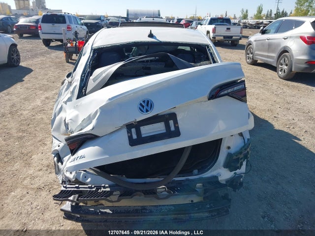 Продаж на аукціоні авто 2020 Volkswagen Jetta Highline, vin: 3VWEB7BU5LM048701, номер лоту: 12707645