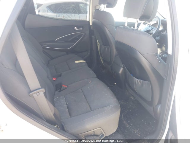 12707654 :رقم المزاد ، 5XYZUDLB3HG391151 vin ، 2017 Hyundai Santa Fe Sport 2.4 Luxury/2.4 Premium/2.4 Se مزاد بيع