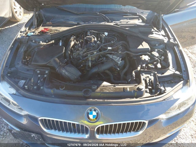 WBA8D9C33HA005682 BMW 330 XI