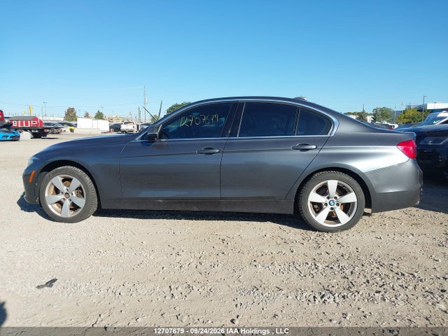 WBA8D9C33HA005682 BMW 330 XI