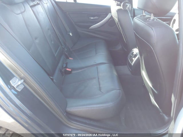 WBA8D9C33HA005682 BMW 330 XI