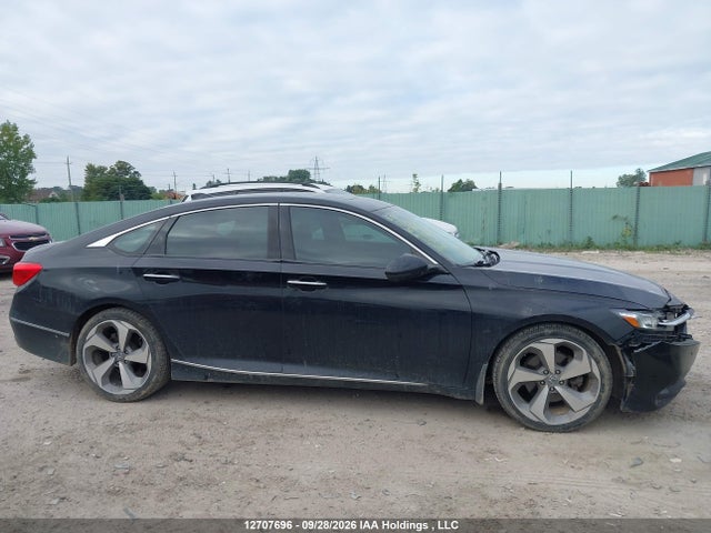 12707696 :رقم المزاد ، 1HGCV1F92JA806249 vin ، 2018 Honda Accord Touring مزاد بيع