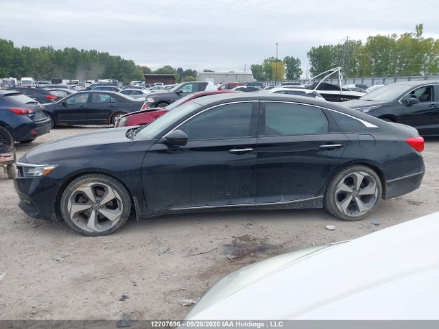 12707696 :رقم المزاد ، 1HGCV1F92JA806249 vin ، 2018 Honda Accord Touring مزاد بيع