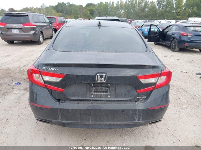 12707696 :رقم المزاد ، 1HGCV1F92JA806249 vin ، 2018 Honda Accord Touring مزاد بيع