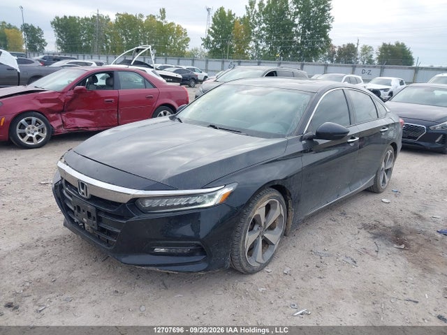 12707696 :رقم المزاد ، 1HGCV1F92JA806249 vin ، 2018 Honda Accord Touring مزاد بيع
