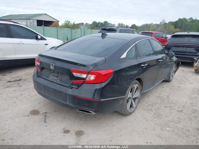 12707696 :رقم المزاد ، 1HGCV1F92JA806249 vin ، 2018 Honda Accord Touring مزاد بيع