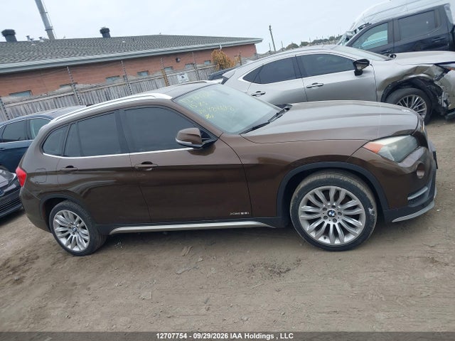 BMW X1 Xdrive28i 2015 WBAVL1C56FVY24698 Image 13