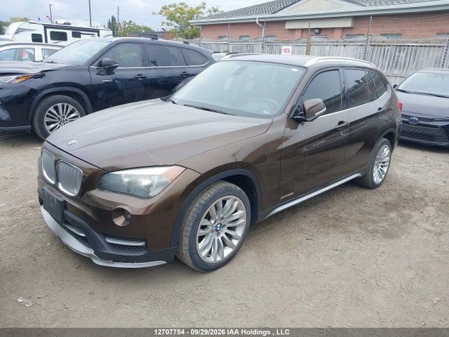 BMW X1 Xdrive28i 2015 WBAVL1C56FVY24698 Image 2