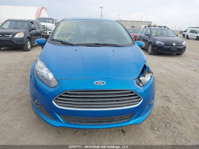 12707771 :رقم المزاد ، 3FADP4EJXFM217623 vin ، 2015 Ford Fiesta Se مزاد بيع