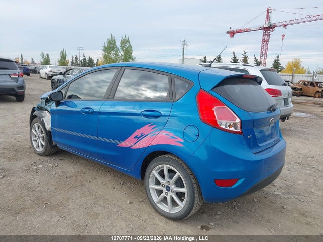 12707771 :رقم المزاد ، 3FADP4EJXFM217623 vin ، 2015 Ford Fiesta Se مزاد بيع