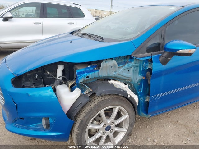12707771 :رقم المزاد ، 3FADP4EJXFM217623 vin ، 2015 Ford Fiesta Se مزاد بيع