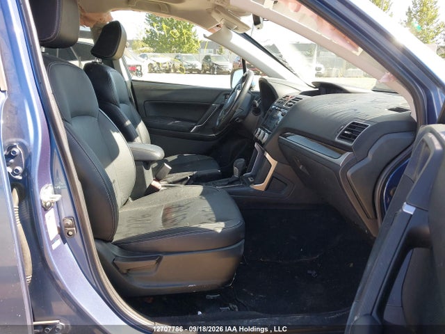 12707786 :رقم المزاد ، JF2SJEWC9JH570281 vin ، 2018 Subaru Forester 2.5i Touring مزاد بيع
