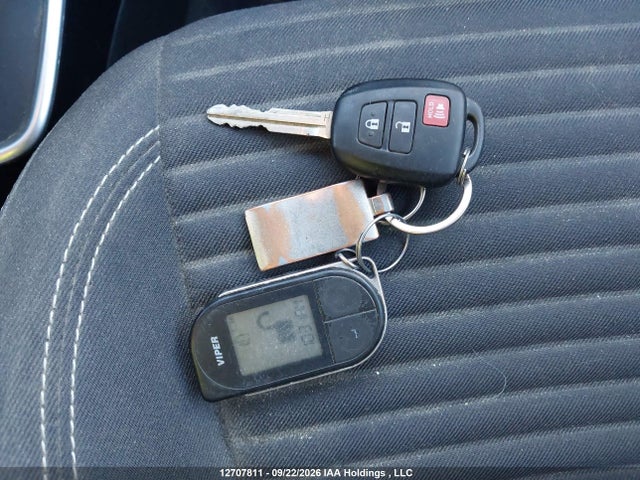 Продажа на аукционе авто 2015 Toyota Yaris, vin: VNKKTUD38FA031762, номер лота: 12707811
