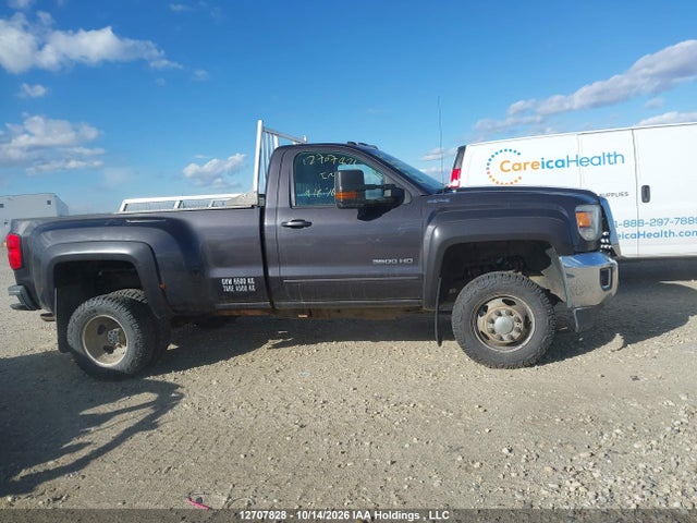 1GT322CG3FZ512657 GMC Sierra K3500 Sle