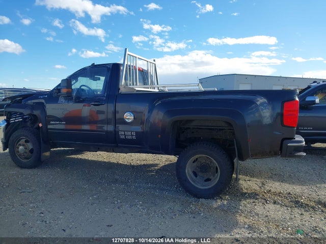 1GT322CG3FZ512657 GMC Sierra K3500 Sle