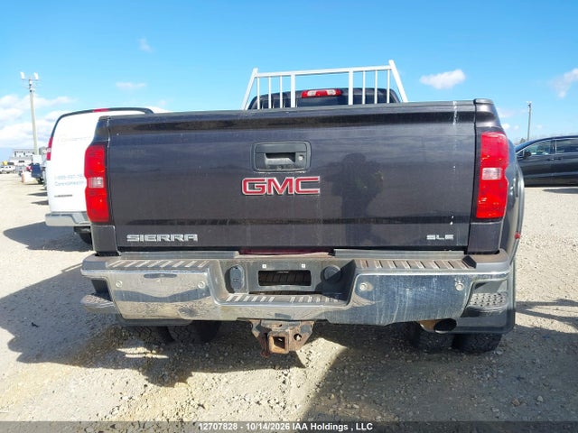 1GT322CG3FZ512657 GMC Sierra K3500 Sle