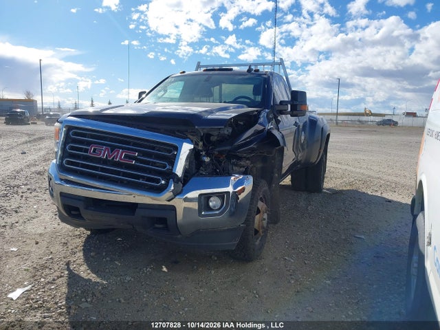 1GT322CG3FZ512657 GMC Sierra K3500 Sle