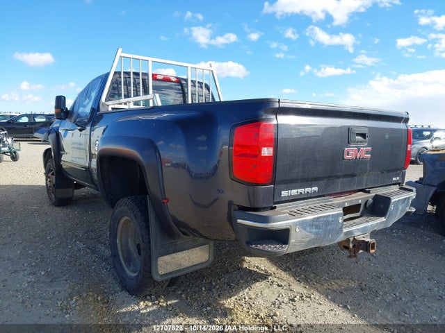 1GT322CG3FZ512657 GMC Sierra K3500 Sle