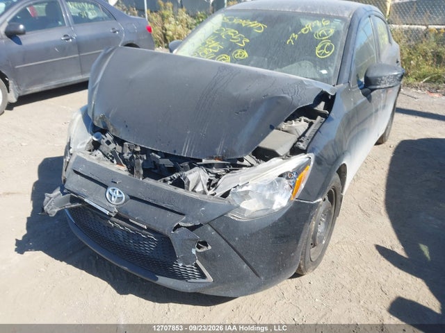 2020 Toyota Yaris Xle მანქანა იყიდება აუქციონზე, vin: 3MYDLBJV9LY712811, აუქციონის ნომერი: 12707853