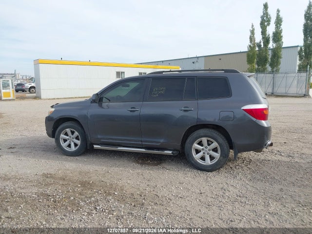 2008 Toyota Highlander Sr5 მანქანა იყიდება აუქციონზე, vin: JTEES44A582014756, აუქციონის ნომერი: 12707857