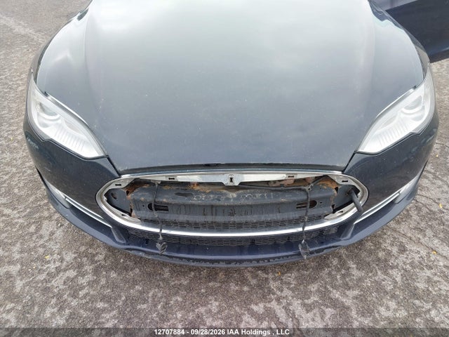 Tesla MODEL S 2014 5YJSA1H17EFP51890 Image 10