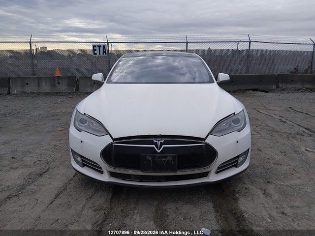 12707896 :رقم المزاد ، 5YJSA1E23GF126970 vin ، 2016 Tesla Model S مزاد بيع