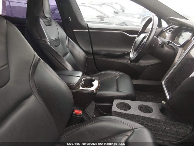 12707896 :رقم المزاد ، 5YJSA1E23GF126970 vin ، 2016 Tesla Model S مزاد بيع